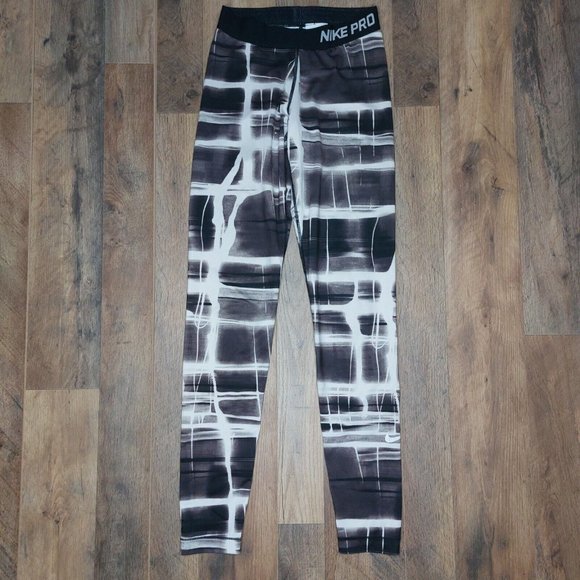 Nike Pants - Nike Pro Womans Small Black Grey Ivory Leggings Pants Ankle